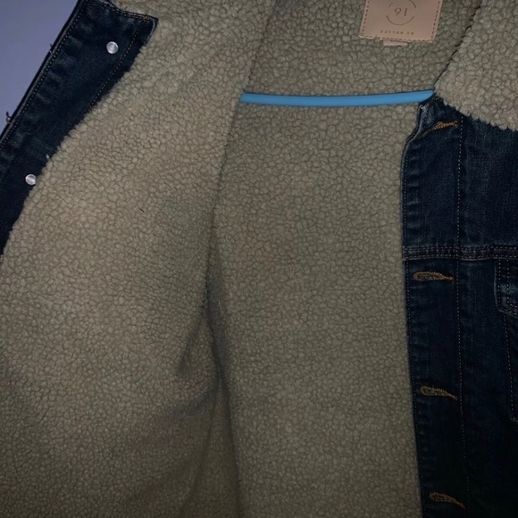 Men’s Denim Sherpa Size Large - Picture 2 of 5